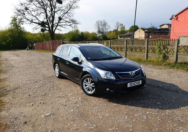 Toyota Avensis cena 33500 przebieg: 196000, rok produkcji 2011 z Sierpc małe 466